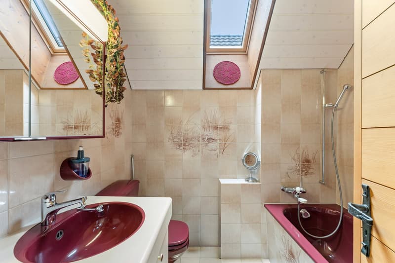 Grosszügige 5.5-Zimmer-Maisonettewohnung mit Cheminée und Weitsicht (17)