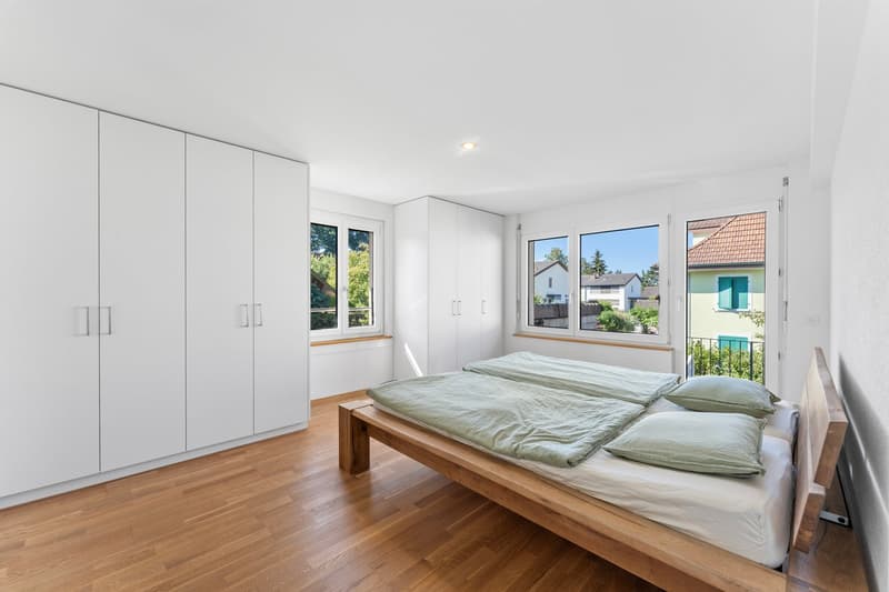 Freistehendes 7½-Zimmer-Einfamilienhaus mit viel Platz im Dorfkern von Busswil (8)