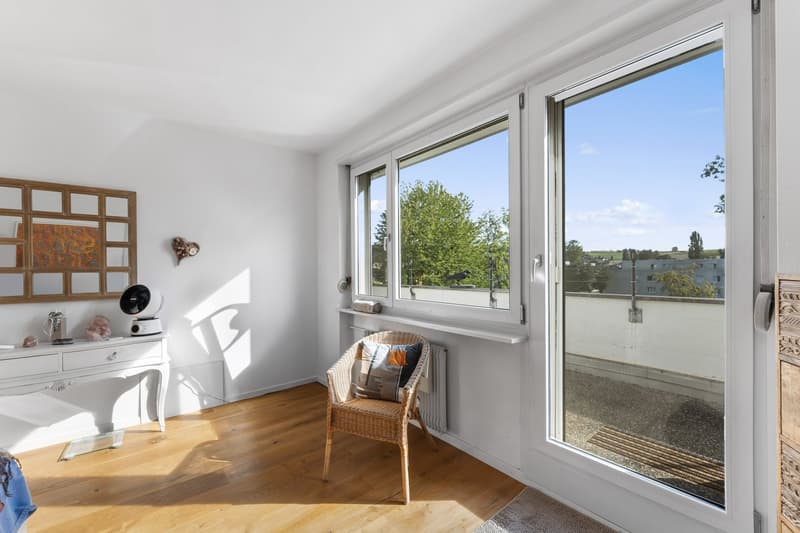 Attika mit 93 m² Terrasse an der Zihl | Attique avec terrasse de 93 m² (13)