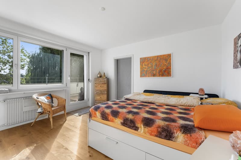 Attika mit 93 m² Terrasse an der Zihl | Attique avec terrasse de 93 m² (12)