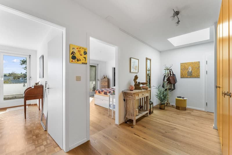 Attika mit 93 m² Terrasse an der Zihl | Attique avec terrasse de 93 m² (20)