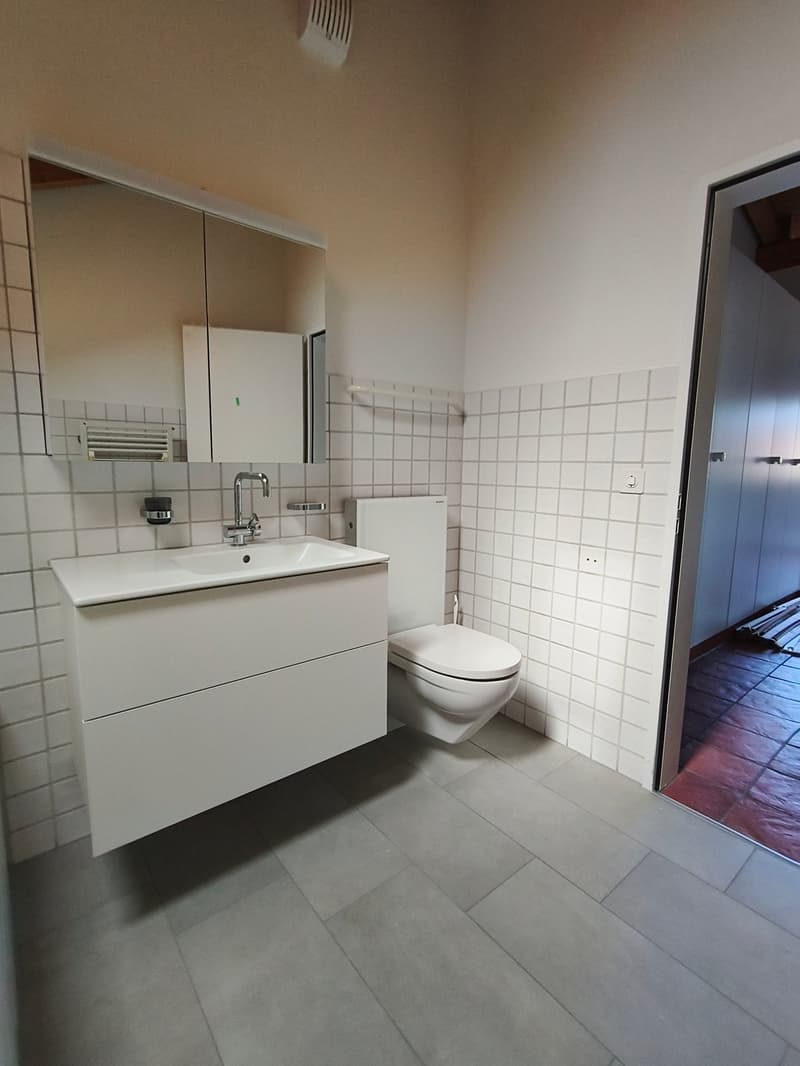 Einmalige Gelegenheit - Geräumige 7.5-Zimmer-Attikawohnung mit Panoramablick in Spiez (15)