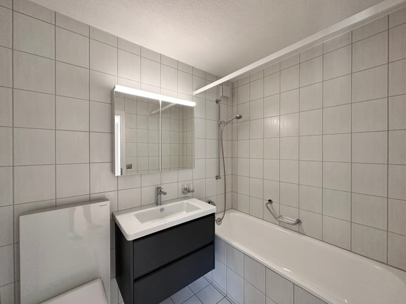Moderne (saniert 2024) und helle 3.5 Zi.-Whg. im schönen Burgdorf (11)