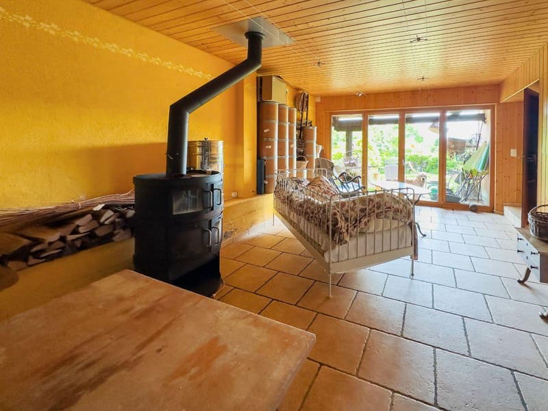 Authentique propriété villageoise au fort potentiel (11)