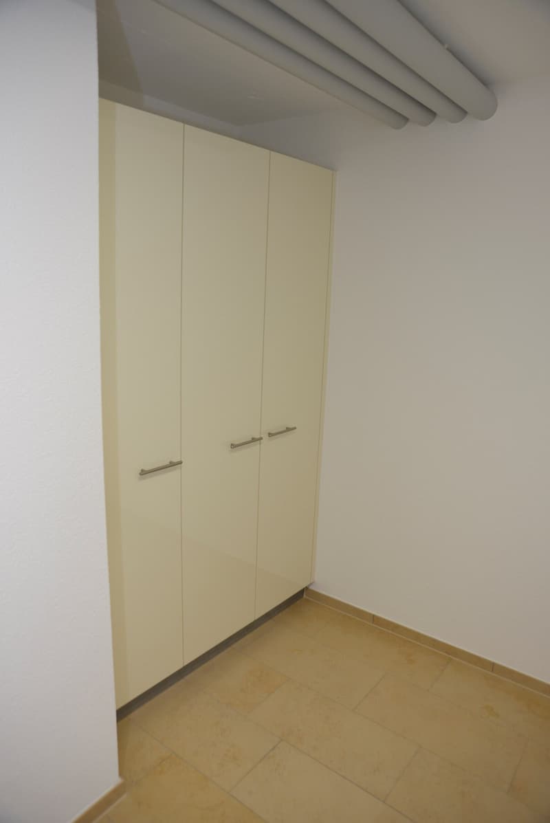 Trendige Basementflat, Wohnen Nähe Aeschisee (10)