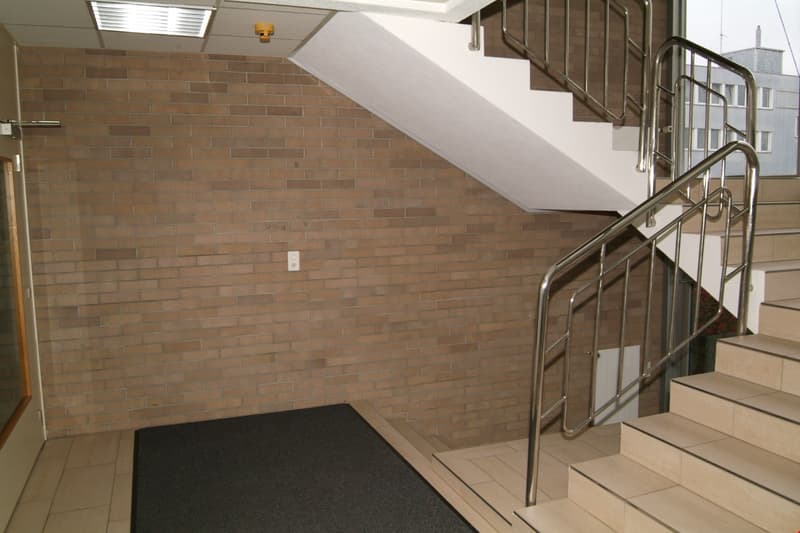ruhiges Büro/Atelier mit guter Verkehrsanbindung (3)
