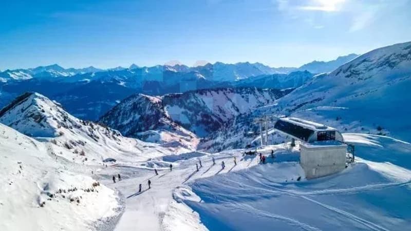 Chalet atypique au centre d'Ovronnaz (5)