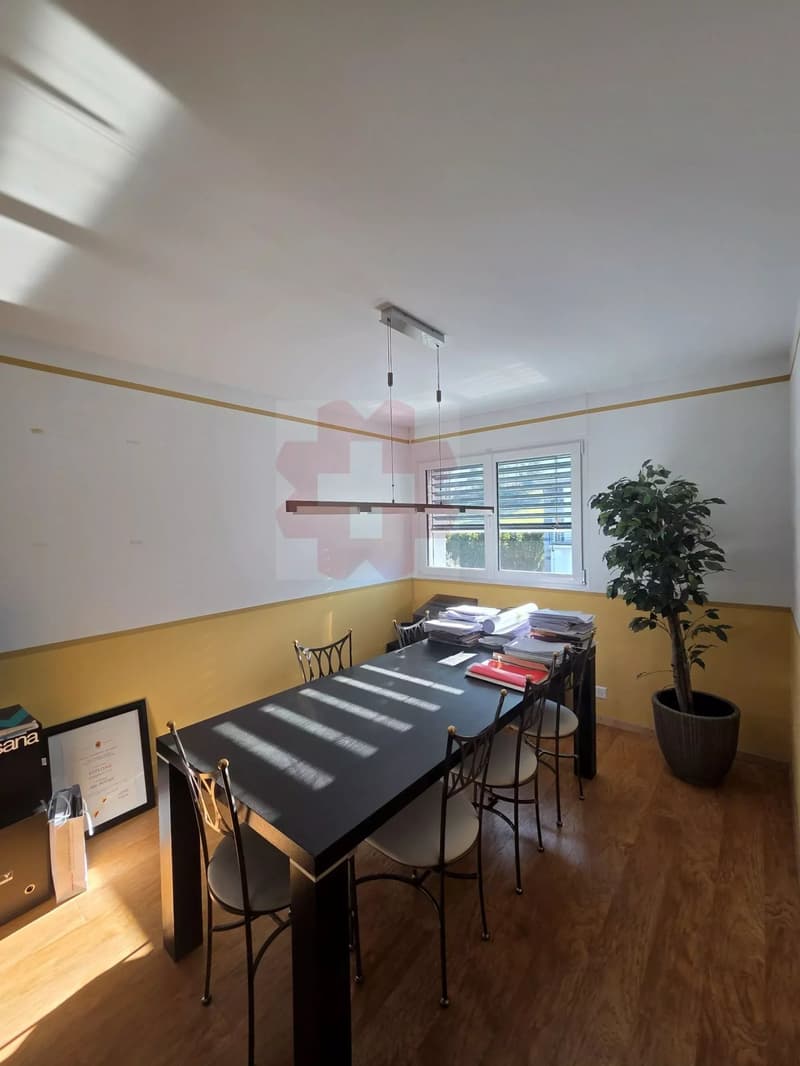 Elegant 4-Bedroom Apartment in Bex, Switzerland (9)