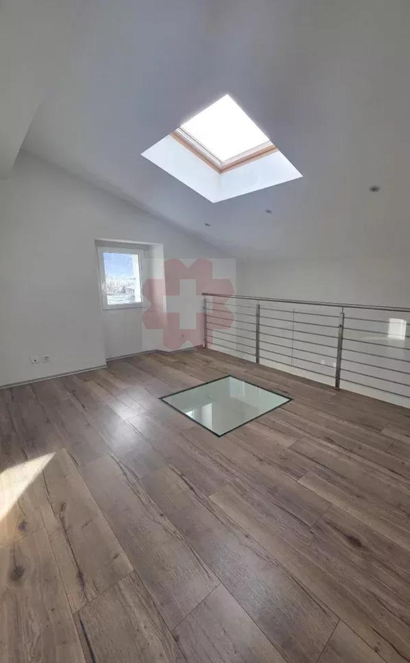 Attique duplex 4.5 pièces centre Leytron (4)