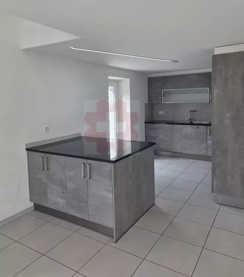 Attique duplex 4.5 pièces centre Leytron (5)