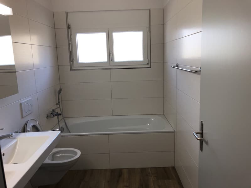 Moderne 3.5-EG-Zimmerwohnung mit Terrasse (8)
