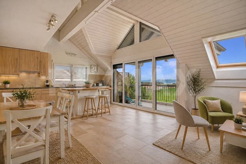 Duplex dernier étage | Plafond cathédral, vue 180 Alpes & campagne  Région Rolle/Nyon (3)