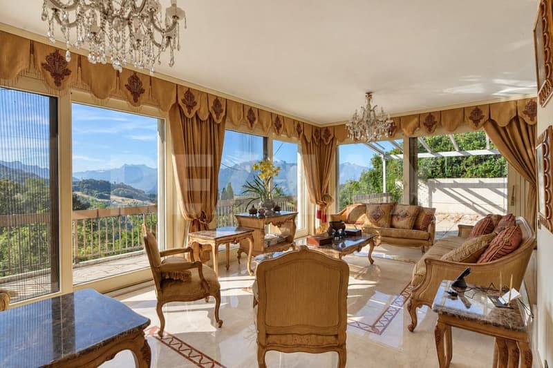 Vue lac, piscine intérieure et 335 m² : villa 6 chambres + studio aux Monts-de-Corsier (3)