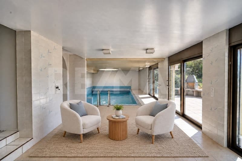 Vue lac, piscine intérieure et 335 m² : villa 6 chambres + studio aux Monts-de-Corsier (9)