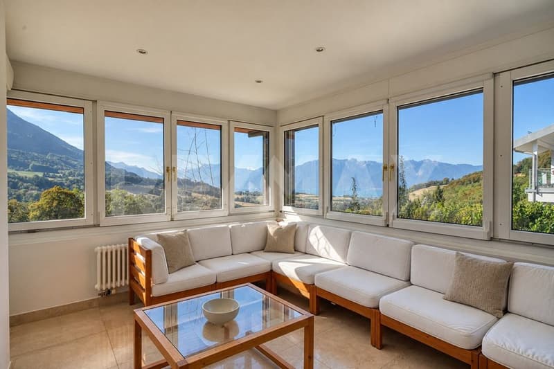 Vue lac, piscine intérieure et 335 m² : villa 6 chambres + studio aux Monts-de-Corsier (6)