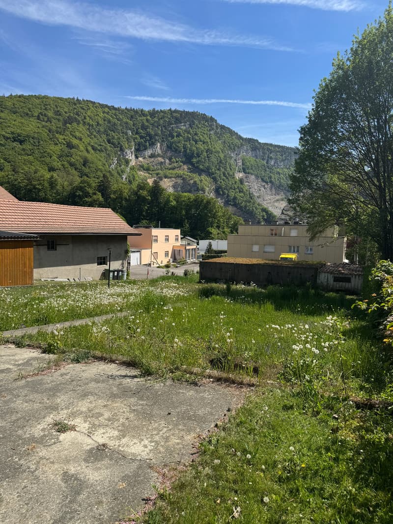 Terrain constructible avec avant-projet de villa contemporaine et rendement locatif – Péry (7)