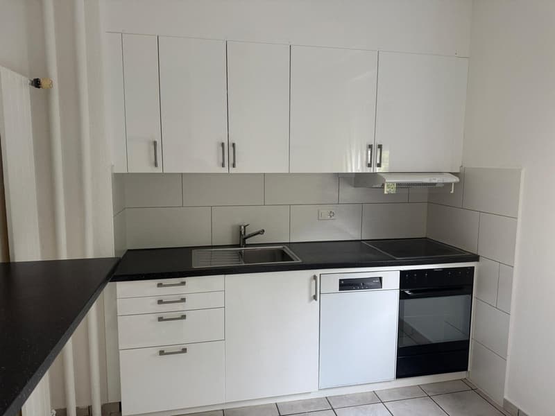Appartement de 4 pièces au rez-de-chaussée surélevé à Péry-La Heutte (3)