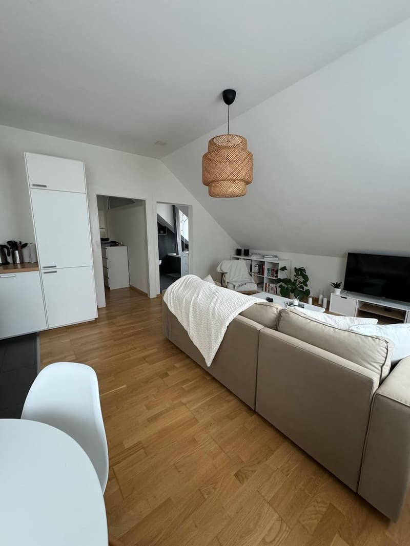 Appartement lumineux de 2.5 pièces à Reconvilier – disponible immédiatement (4)