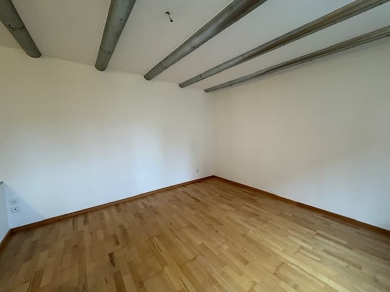 Studio à Bienne - quartier parc de la ville (3)