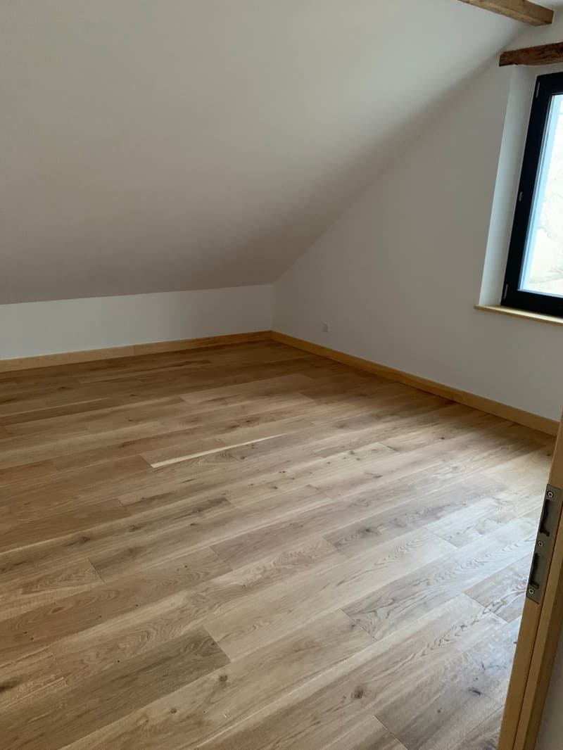 Appartement duplex de 4 pièces sous les toits à Péry (5)