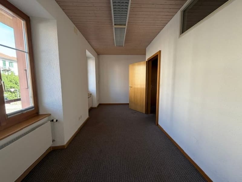 Bureau / Dépôt de 3 pièces à louer à Tavannes – disponible immédiatement (6)