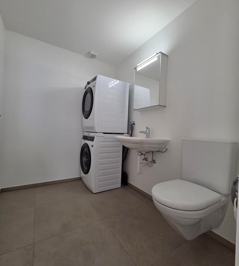 Helle 4-Zimmer-Wohnung mit Balkon in Mümliswil-Ramiswil (8)