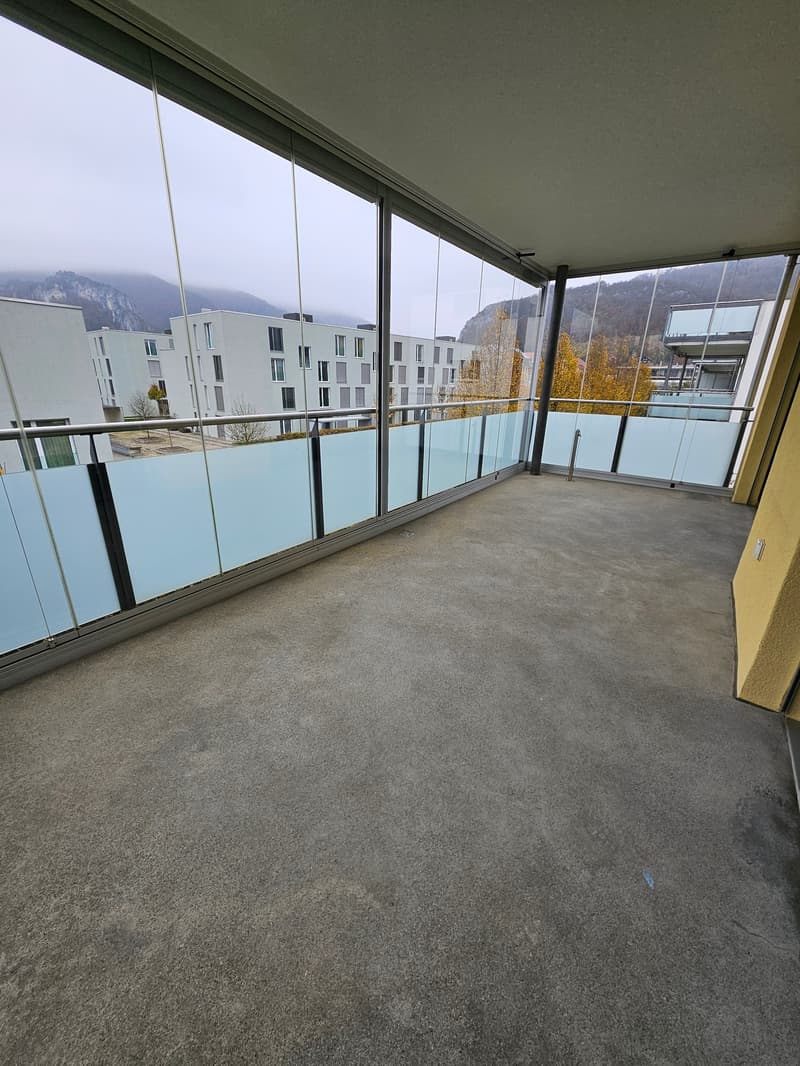 Grosse lichtdurchflutete  4.5 Zi Wohnung im Zentrum Oensingen (4)