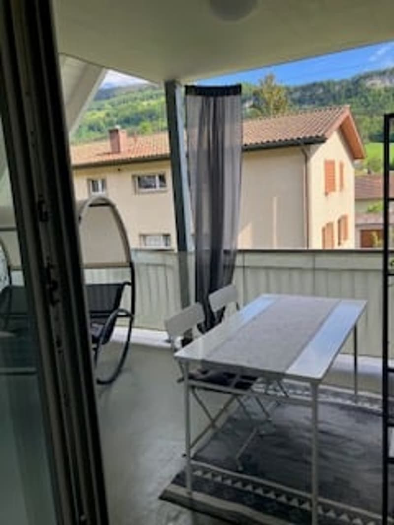 Helle 4.5-Zimmer-Wohnung mit Balkon und Bergblick in Balsthal (11)