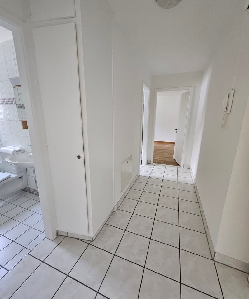 Charmante 2-Zimmer-Wohnung in zentraler Lage in Langendorf (4)