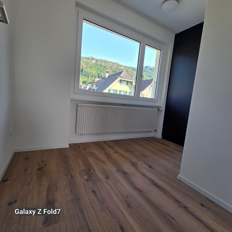 Geräumige 5.5-Zimmer-Wohnung mit Balkon in Oensingen (19)