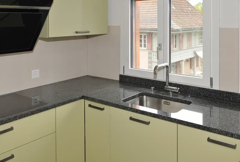 Charmante 4.5-Zimmer-Wohnung mit Cheminéeofen in Kiesen (4)