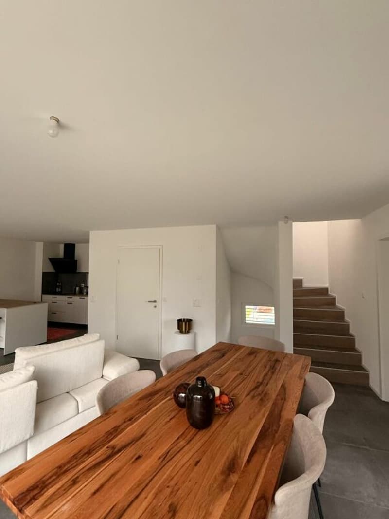 Superbe villa jumelée de 5.5 pièces à louer (3)