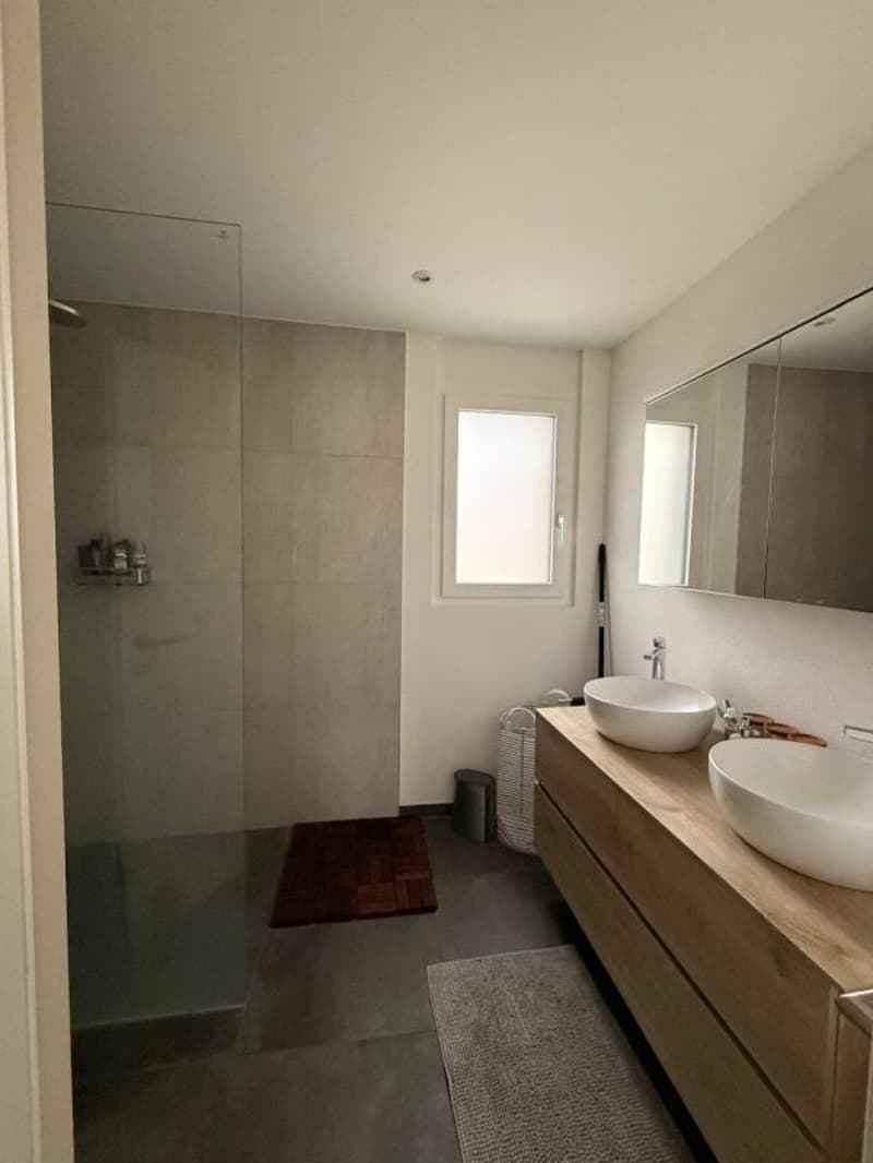 Superbe villa jumelée de 5.5 pièces à louer (8)