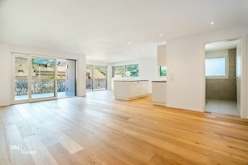 Direkt bezugsbereit: 3.5 Zimmer Neubauwohnung an schöner erhöhter Lage (5)