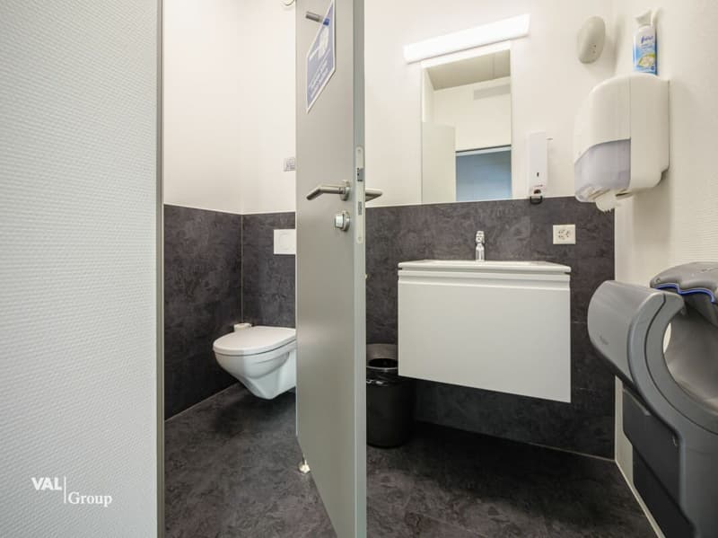 Most modern commercial complex in Visp - Your success starts here! (10)