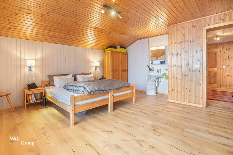 Heimelige Wohnung im charmanten Chaletstil (9)