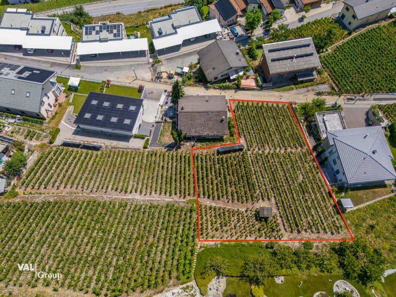 Your dream house could be built here - sunny building plot in Leuk (6)