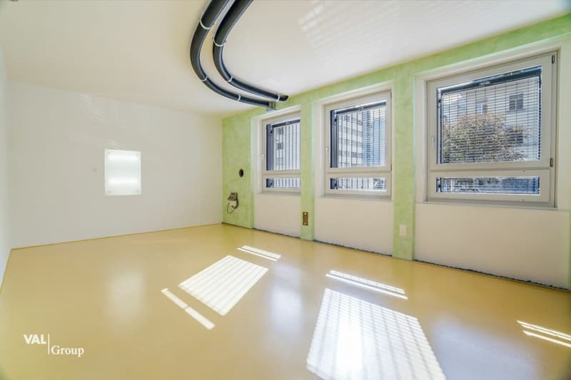 Locaux de bureau au centre-ville (11)