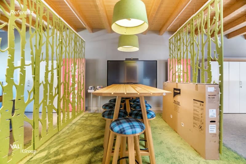 Modern commercial hall for versatile use in prime location for rent (5)