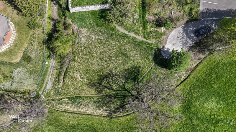 Building land with approved single-family house in an exclusive, elevated location (8)