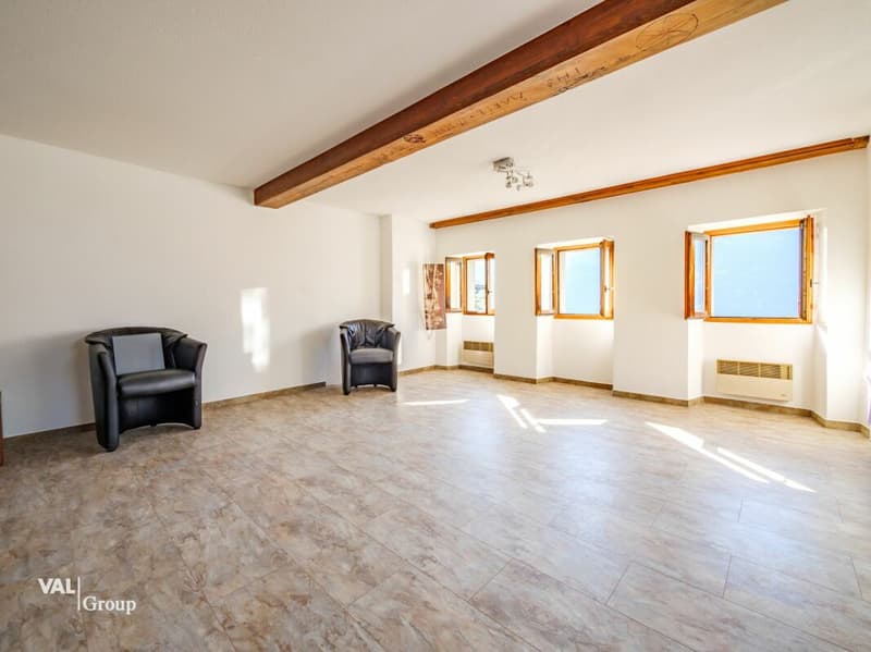 Opportunité unique: Maison avec deux appartements indépendants (5.5 et 2.5 pièces) (7)