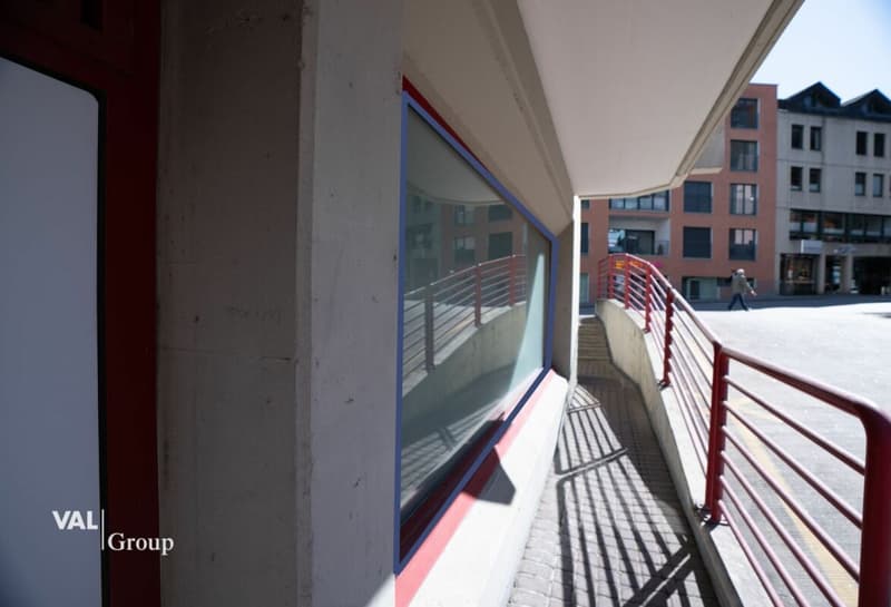 Advertising space for rent in top location in Brig (3)
