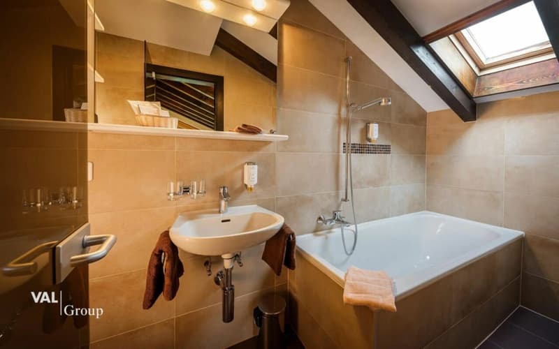 Superior Hotel including development project on a total of 6,000 m2 plot (18)