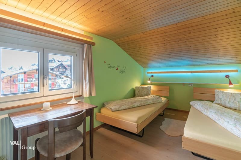 Immeuble d'appartements avec 4 unités résidentielles spacieuses (3)
