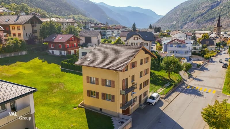 Zentral gelegen, hochwertig saniert - ein Zuhause mit Charakter (2)