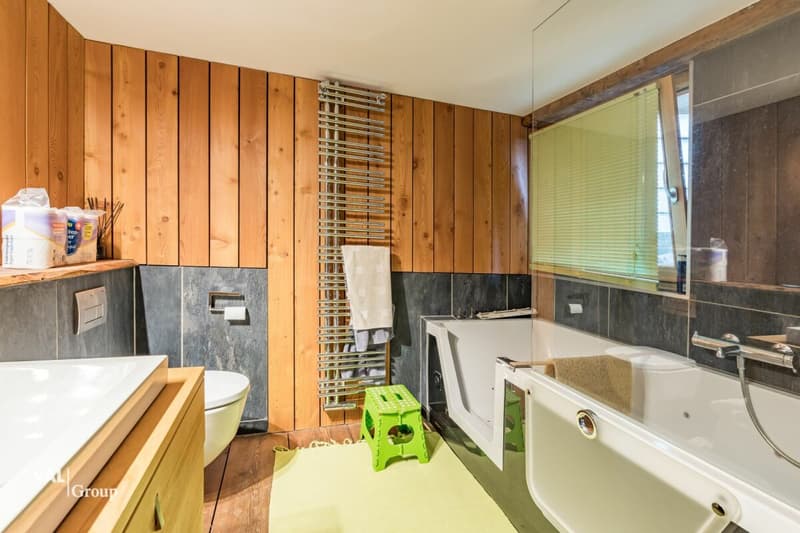 Top renovierte Wohnung im Herzen von Eischoll inkl. 3 Aussenparkplätze (9)