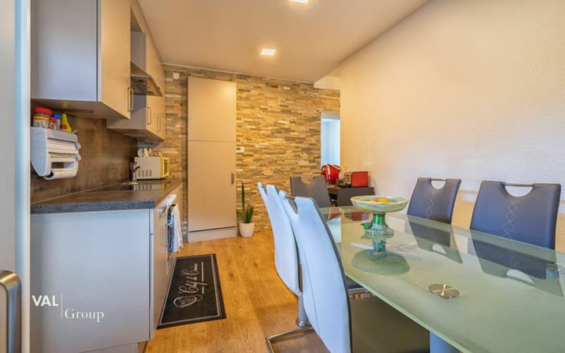 Modernized 3.5-room apartment in the heart of Glis (3)
