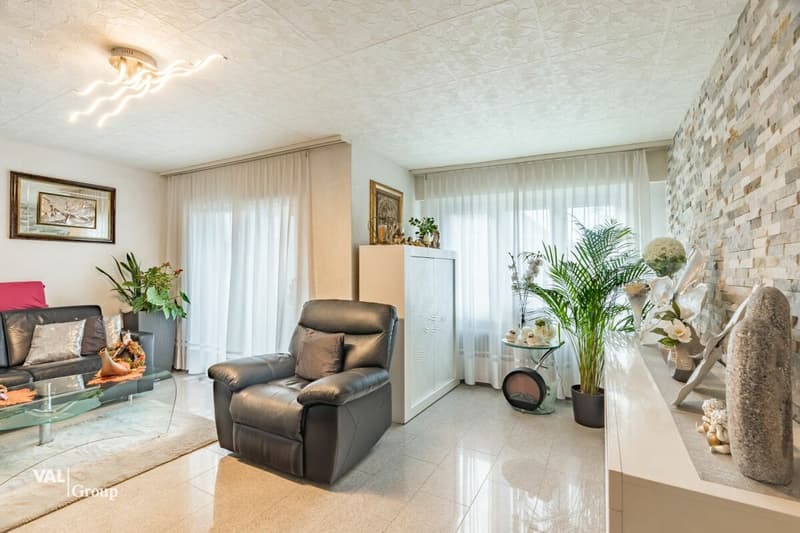 Living with comfort and a view - 4.5-room apartment in the best location in Visp (2)
