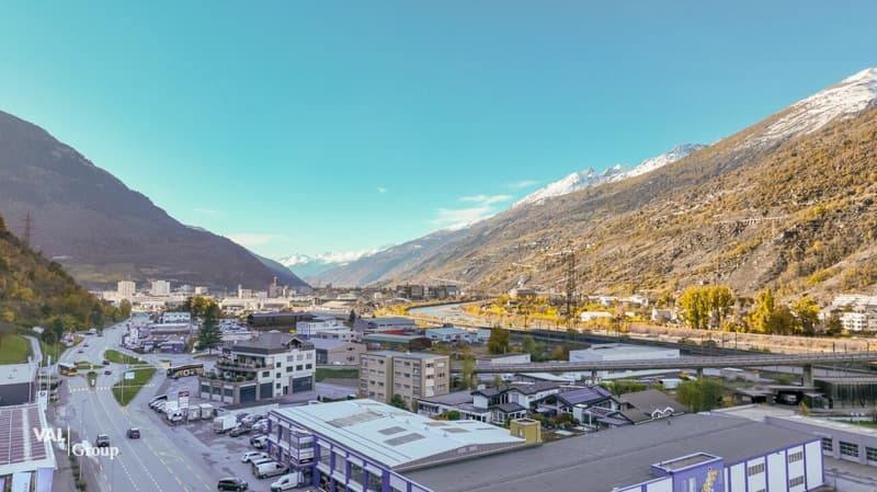 Ampia sala commerciale a Eyholz - versatile e ideale per la connessione (10)