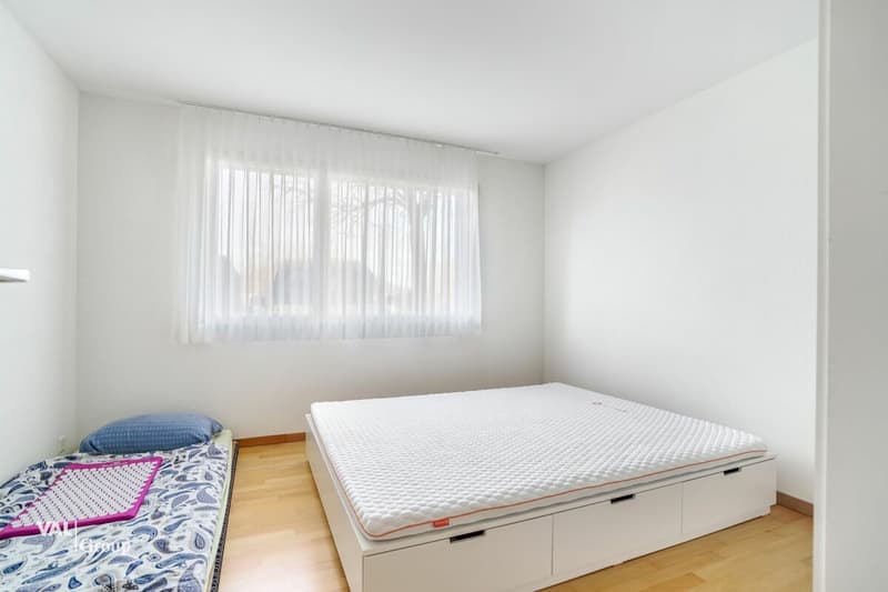 Semi-Detached House with Added Value: Living, Living & Renting under one Roof (11)